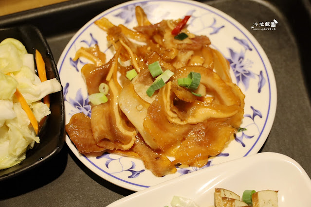 桃園牛肉麵吃到飽『呷飽牛肉麵南平店』加麵加湯免費,豆花、咖啡飲料無限供應 41 桃園牛肉麵吃到飽『呷飽牛肉麵南平店』加麵加湯免費,豆花、咖啡飲料無限供應