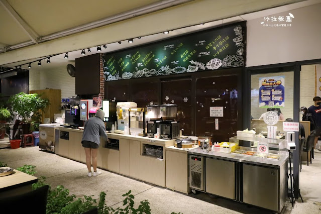 師大夜市小火鍋『銅樂時尚鍋物』150元起滷肉飯、飲料、冰淇淋吃到飽 6 師大夜市小火鍋『銅樂時尚鍋物』150元起滷肉飯、飲料、冰淇淋吃到飽