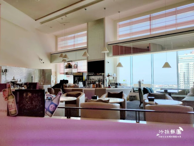 高雄飯店『和逸飯店HOTEL COZZI-高雄中山館』捷運出口旁超便利