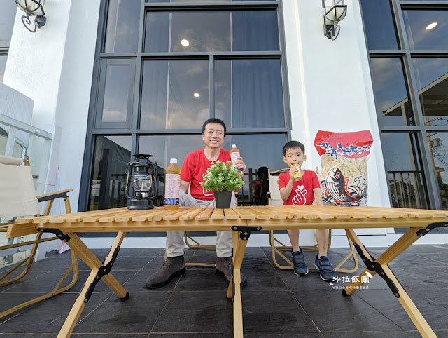 宜蘭恐龍民宿『哥德白色城堡』房間就有大恐龍迎接、露營車 71 宜蘭恐龍民宿『哥德白色城堡』房間就有大恐龍迎接、露營車