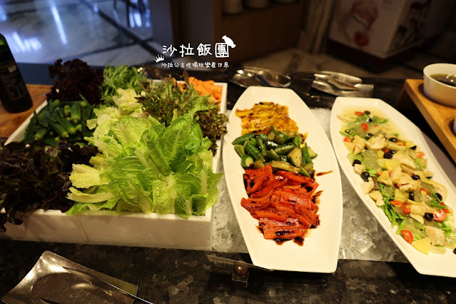 台北最美buffet推出平日四人同行一人免費,海味狂饗夏日海鮮季開跑了 38 台北最美buffet推出平日四人同行一人免費,海味狂饗夏日海鮮季開跑了