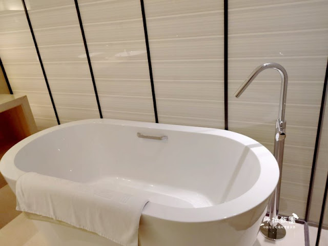 高雄飯店『和逸飯店HOTEL COZZI-高雄中山館』捷運出口旁超便利