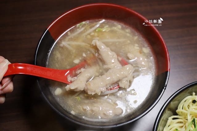 士林夜市美食『吉彖食堂』涼麵、蒜味肉羹、燒烤的絕妙組合 15 士林夜市美食『吉彖食堂』涼麵、蒜味肉羹、燒烤的絕妙組合