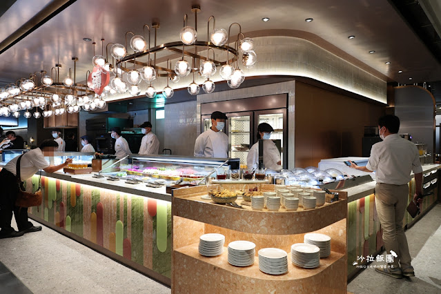 台北最難訂吃到飽島語自助餐廳,晚餐爽吃四小時,假日還送半隻龍蝦 86 台北最難訂吃到飽島語自助餐廳,晚餐爽吃四小時,假日還送半隻龍蝦