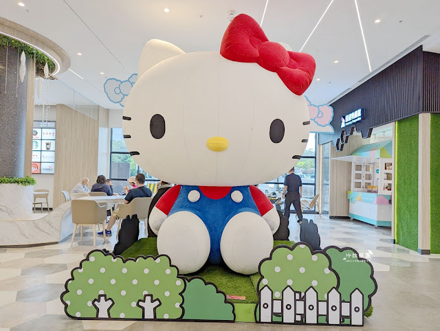 全台最萌的服務區『湖口服務區』Kitty、蛋黃哥、布丁狗三麗鷗明星駐站 10 全台最萌的服務區『湖口服務區』Kitty、蛋黃哥、布丁狗三麗鷗明星駐站