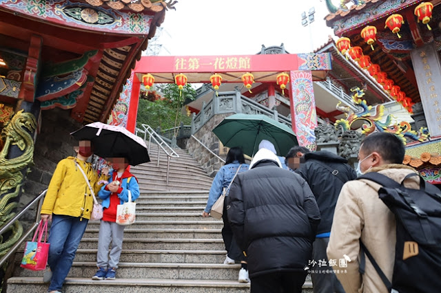 兒時回憶關渡宮元宵燈會、龍貓等公車 15 兒時回憶關渡宮元宵燈會、龍貓等公車