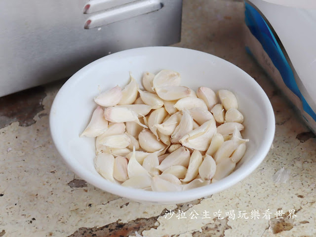 三峽老街美食/小吃/伴手禮/三峽第一家茶飲專賣店『泡泡龍』/長福橋下香腸/古道阿彬杏仁茶/金三峽牛角 13 三峽老街美食/小吃/伴手禮/三峽第一家茶飲專賣店『泡泡龍』/長福橋下香腸/古道阿彬杏仁茶/金三峽牛角