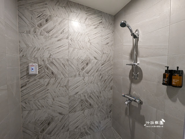 高雄住宿『福容徠旅高雄』IKEA主題房，捷運出口超方便