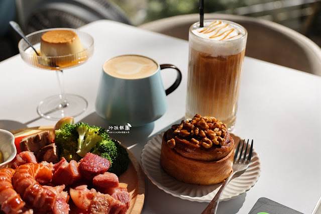 烏來景觀餐廳『瀑布3號』離瀑布最近的距離、兒童遊戲區 21 烏來景觀餐廳『瀑布3號』離瀑布最近的距離、兒童遊戲區