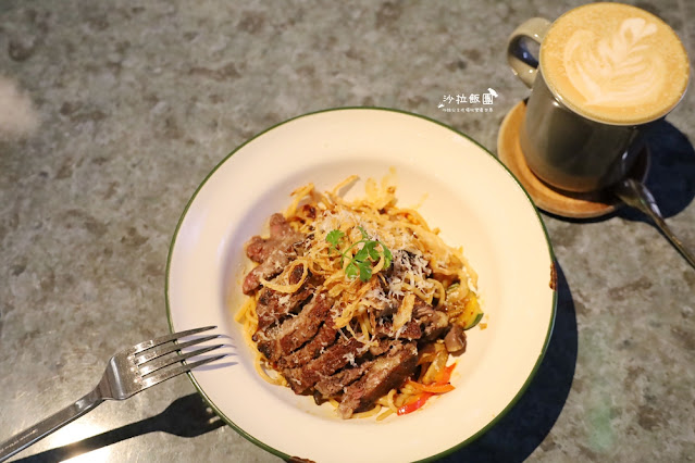 『豆留文青CAMA COFFEE ROASTERS』古蹟改造台北最潮咖啡廳松菸鍋爐房