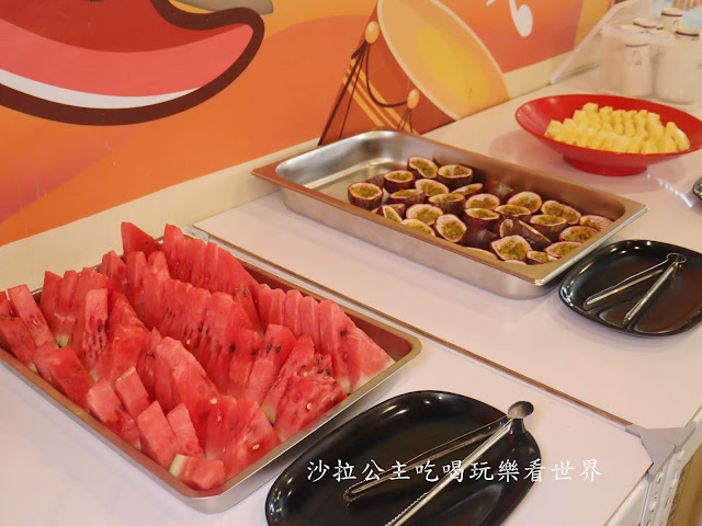 全台首家流水蝦吃到飽提供螃蟹料理吃到飽『泰蝦PA』東石鮮蚵.扇貝.甜點.水果.冰淇淋/捷運機捷站 25 全台首家流水蝦吃到飽提供螃蟹料理吃到飽『泰蝦PA』東石鮮蚵.扇貝.甜點.水果.冰淇淋/捷運機捷站