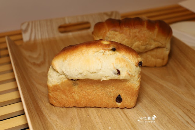 日本熊本生吐司一條只要百元『小鳥吃吐司(台北南昌店)』插旗台北中正區 23 日本熊本生吐司一條只要百元『小鳥吃吐司(台北南昌店)』插旗台北中正區