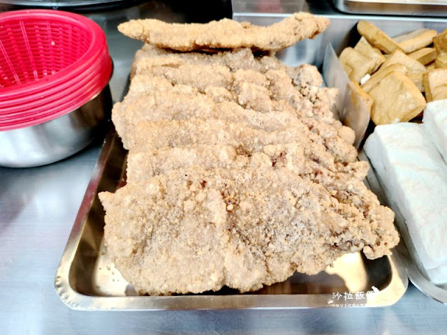 士林美食『士林美崙街第一家鹽酥雞』大片雞排只要50元 5 士林美食『士林美崙街第一家鹽酥雞』大片雞排只要50元