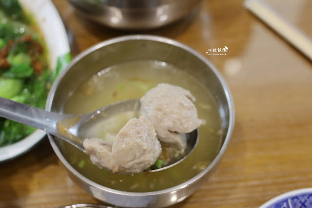 礁溪人氣爆棚大滷鍋『三民大飯店』一天只營業五小時、大碗又便宜 32 礁溪人氣爆棚大滷鍋『三民大飯店』一天只營業五小時、大碗又便宜