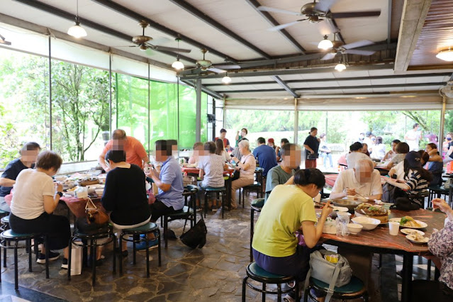 陽明山美食竹子湖高人氣土雞『冠宸食館』11點就爆滿 11 陽明山美食竹子湖高人氣土雞『冠宸食館』11點就爆滿