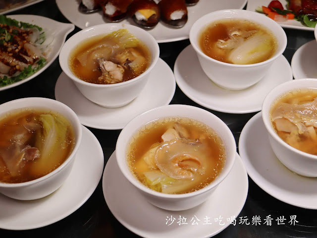 新莊美食/典華『華亭聚-烤鴨.海鮮.港點』母親節限定料理/網美級烤鴨大餐/捷運新莊副都心站 27 新莊美食/典華『華亭聚-烤鴨.海鮮.港點』母親節限定料理/網美級烤鴨大餐/捷運新莊副都心站