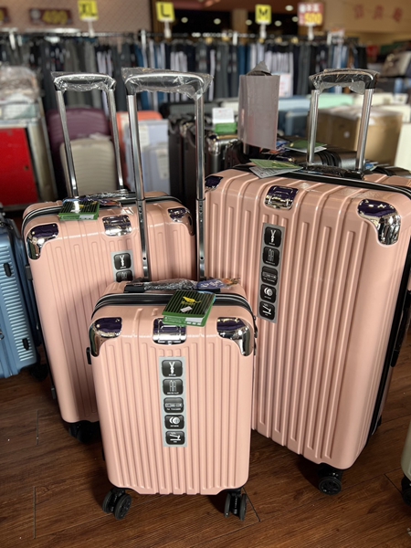 雲林虎尾行李箱廠拍,工廠直營行李箱特賣會,最低價990元起 14 雲林虎尾行李箱廠拍,工廠直營行李箱特賣會,最低價990元起