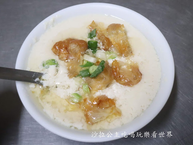 基隆美食/排隊店『周家蔥油餅』這不是蛋餅/基隆人都知道的50年老店 16 基隆美食/排隊店『周家蔥油餅』這不是蛋餅/基隆人都知道的50年老店