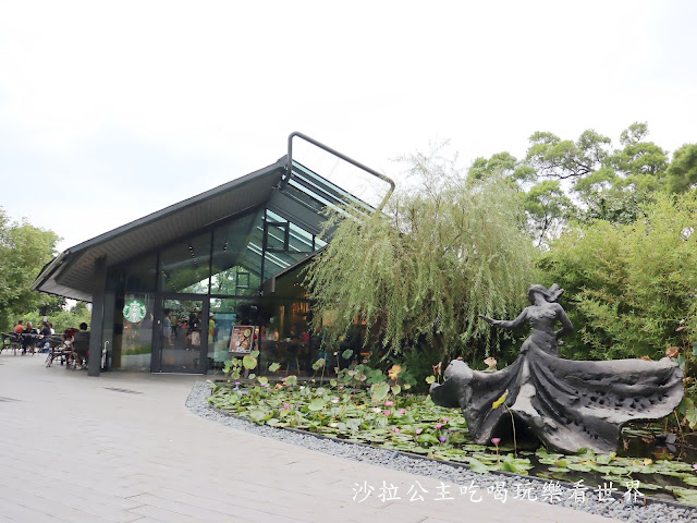 淡水景點『星巴克(雲門門市)』淡水星巴克/玻璃屋/淡水雲門舞集旁 3 淡水景點『星巴克(雲門門市)』淡水星巴克/玻璃屋/淡水雲門舞集旁