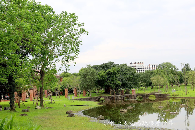 宜蘭景點/綠建築『宜蘭縣政府』婚紗拍攝/散步/運動 15 宜蘭景點/綠建築『宜蘭縣政府』婚紗拍攝/散步/運動