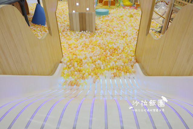 新店【樂米樂園北美館】450坪全新原木大空間,最豪華室內親子樂園 22 新店【樂米樂園北美館】450坪全新原木大空間,最豪華室內親子樂園