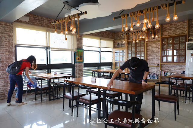 宜蘭礁溪景點『水鹿咖啡親子餐廳』迷你馬.水鹿.沙坑.小火車.賽車場.菜單 18 宜蘭礁溪景點『水鹿咖啡親子餐廳』迷你馬.水鹿.沙坑.小火車.賽車場.菜單