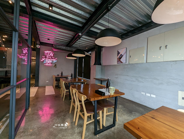 鴻龍宴台中超狂活蝦料理,大船霸氣開進餐廳 13 鴻龍宴台中超狂活蝦料理,大船霸氣開進餐廳