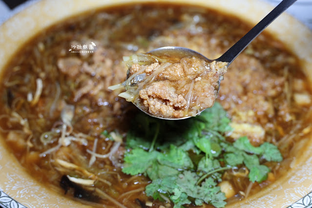 年菜推薦『田言小館』外帶年菜金牌脆皮雞、上湯鮑魚佛跳牆、霸氣海鮮羹 20 年菜推薦『田言小館』外帶年菜金牌脆皮雞、上湯鮑魚佛跳牆、霸氣海鮮羹