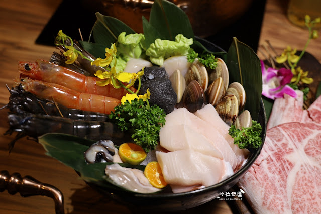 金門火鍋『恆旨味屋日式鍋物』A5和牛、現撈活龍蝦、鴛鴦鍋 24 金門火鍋『恆旨味屋日式鍋物』A5和牛、現撈活龍蝦、鴛鴦鍋