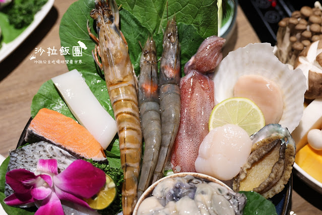 台北最強雞湯火鍋推薦『星曜雞湯』頂級人蔘全雞竹笙雞湯火鍋 49 台北最強雞湯火鍋推薦『星曜雞湯』頂級人蔘全雞竹笙雞湯火鍋