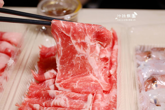 外帶火鍋下殺4.7折『丰明殿』自取送很大再送愛的小手或整顆高麗菜/5種防疫箱任你選 9 外帶火鍋下殺4.7折『丰明殿』自取送很大再送愛的小手或整顆高麗菜/5種防疫箱任你選