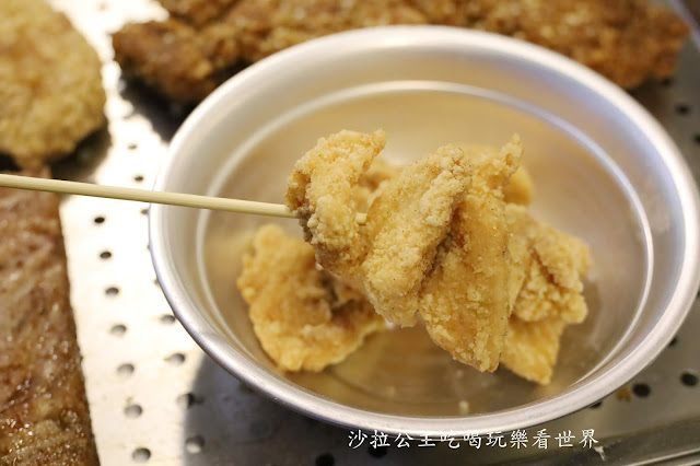 中山區雞排/中山美食『維縈家鄉碳烤雞排(民生東路店)』士林夜市美食插旗中山區/捷運雙連站 25 中山區雞排/中山美食『維縈家鄉碳烤雞排(民生東路店)』士林夜市美食插旗中山區/捷運雙連站