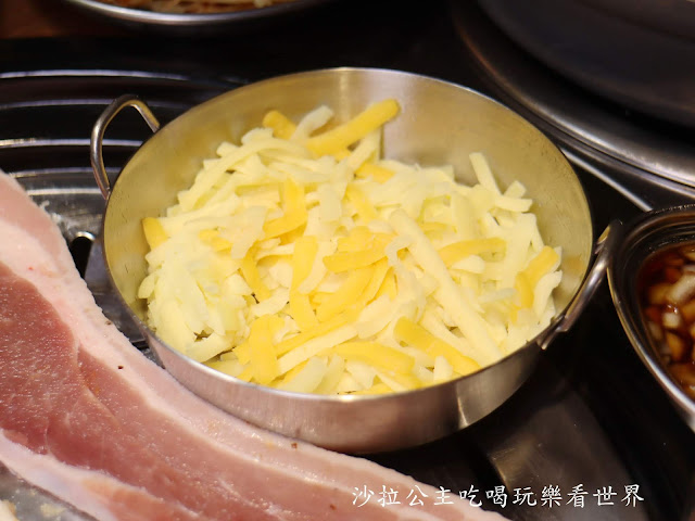 台北吃到飽『阿豬媽(西門店)』台中排隊名店插旗西門町/韓式烤肉/火烤兩吃雙重享受 26 台北吃到飽『阿豬媽(西門店)』台中排隊名店插旗西門町/韓式烤肉/火烤兩吃雙重享受