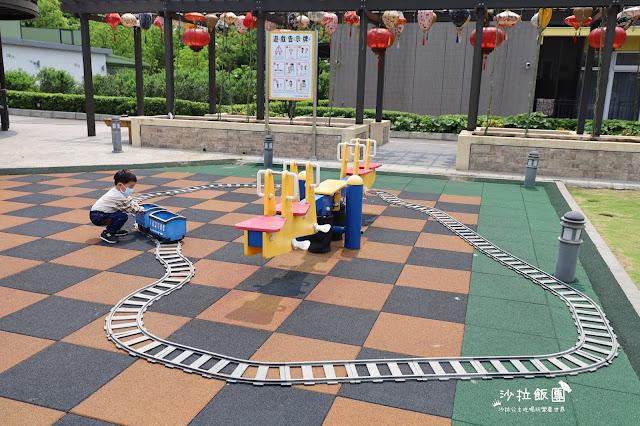 2500坪超狂親子民宿『親水89饗樂民宿』餵浣熊.溜羊.餵魚.餵兔子/大型磨石子溜滑梯/特斯拉充電站/有電梯 45 2500坪超狂親子民宿『親水89饗樂民宿』餵浣熊.溜羊.餵魚.餵兔子/大型磨石子溜滑梯/特斯拉充電站/有電梯