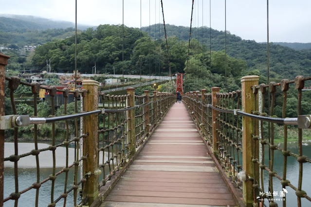 烏來老街一日遊泡溫泉、搭台車、看瀑布、逛老街 57 烏來老街一日遊泡溫泉、搭台車、看瀑布、逛老街