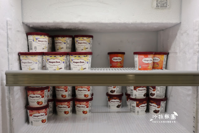 台北吃到飽『泰市場海鮮自助餐廳』天使紅蝦、甜蝦、干貝、極厚蝦餅、泰式奶茶通通吃到飽