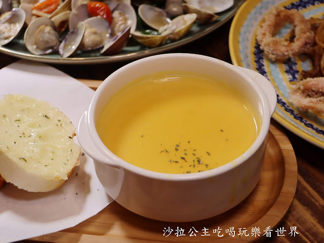 板橋美食『歐義式ALL 14 WELL』浮誇系爆炸蛤蜊麵/義式餐廳/漢堡/菜單/包場/捷運亞東醫院站 28 板橋美食『歐義式ALL 14 WELL』浮誇系爆炸蛤蜊麵/義式餐廳/漢堡/菜單/包場/捷運亞東醫院站