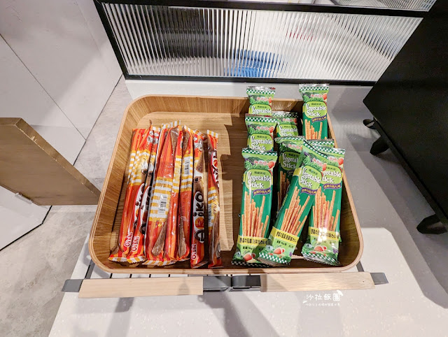 Share Lounge南港蔦屋書店,90元吃到飽零食、咖啡、飲料、麵包 34 Share Lounge南港蔦屋書店,90元吃到飽零食、咖啡、飲料、麵包