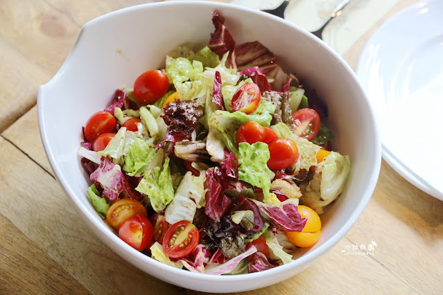 迎聖誕,慶跨年『義饗食堂』法烤春雞大餐第2客半價,包場尾牙春酒每人980元起滿額再送住宿券 32 迎聖誕,慶跨年『義饗食堂』法烤春雞大餐第2客半價,包場尾牙春酒每人980元起滿額再送住宿券