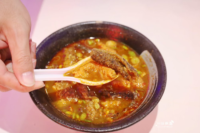台中『大王麻辣乾麵』逢甲夜市美食、吉古拉 17 台中『大王麻辣乾麵』逢甲夜市美食、吉古拉