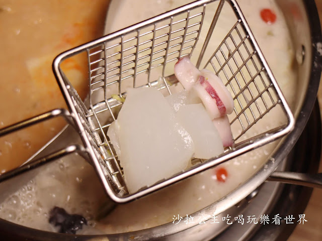 中山火鍋/一秒到南洋『泰滾泰式火鍋(南京店)』撈蝦擂台/捷運松江南京站 40 中山火鍋/一秒到南洋『泰滾泰式火鍋(南京店)』撈蝦擂台/捷運松江南京站