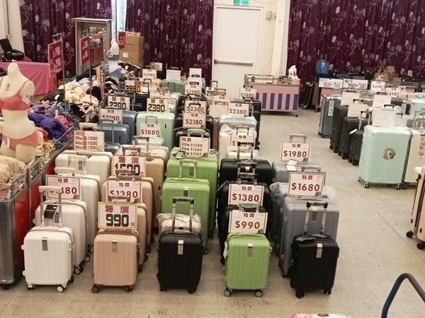 台中神岡行李箱特賣會,工廠直營廠拍,最低990元起、前開式行李箱、胖胖箱、包包 3 台中神岡行李箱特賣會,工廠直營廠拍,最低990元起、前開式行李箱、胖胖箱、包包