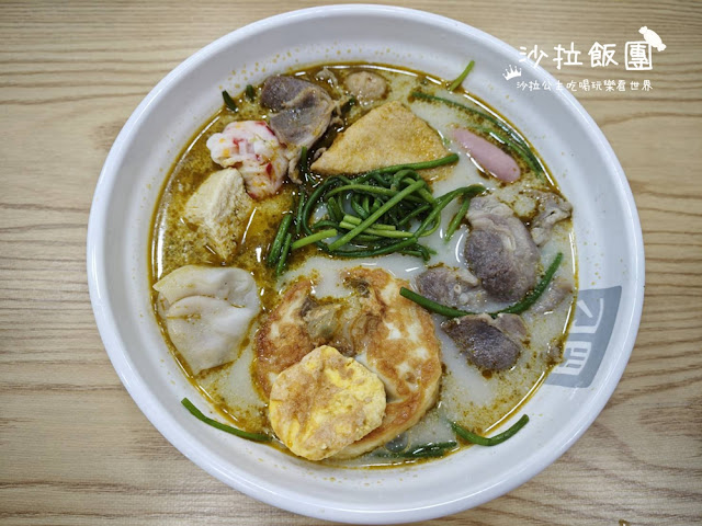 士林夜市『刁四麻辣燙』自己挑菜、酸菜、騰椒、成都冒菜