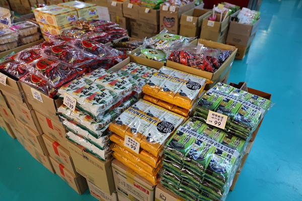 【雙北最大台灣廠拍】tokuyo按摩椅、夏普、名牌運動鞋、伊蕾服飾 126 【雙北最大台灣廠拍】tokuyo按摩椅、夏普、名牌運動鞋、伊蕾服飾