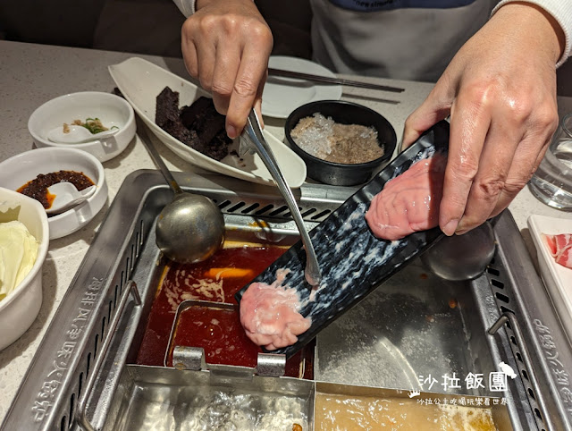 台北人氣火鍋『海底撈微風南山店』法式風格店型、獨立包廂、兒童遊戲室 40 台北人氣火鍋『海底撈微風南山店』法式風格店型、獨立包廂、兒童遊戲室