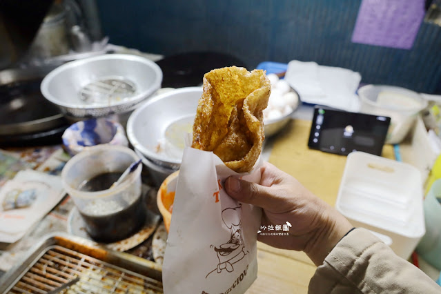 花蓮美食『老牌炸彈蔥油餅』食尚玩家介紹、藍車蔥油餅 7 花蓮美食『老牌炸彈蔥油餅』食尚玩家介紹、藍車蔥油餅