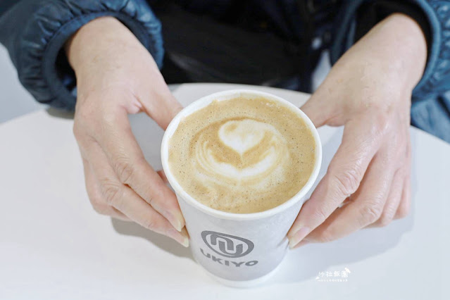 石牌咖啡推薦『UKIYO浮世咖啡』純白極簡風咖啡館、肉桂捲 18 石牌咖啡推薦『UKIYO浮世咖啡』純白極簡風咖啡館、肉桂捲