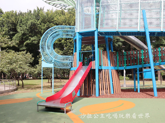 士林特色公園『前港公園』共融遊戲場、天空樹遊戲場溫水游泳池、士林宣原蛋糕專賣店、停車場 17 士林特色公園『前港公園』共融遊戲場、天空樹遊戲場溫水游泳池、士林宣原蛋糕專賣店、停車場
