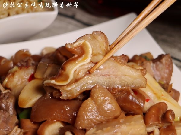 IMG_2705.JPG IMG_2705.JPG