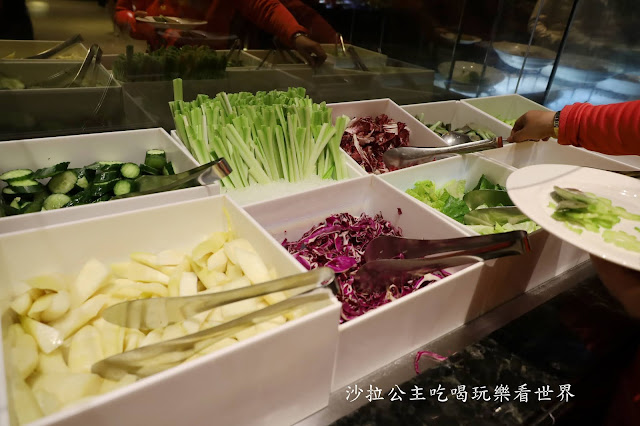 台北吃到飽『圓山大飯店(松鶴廳)』buffet.下午茶吃到飽.6歲以下免費.劍潭捷運站 38 台北吃到飽『圓山大飯店(松鶴廳)』buffet.下午茶吃到飽.6歲以下免費.劍潭捷運站